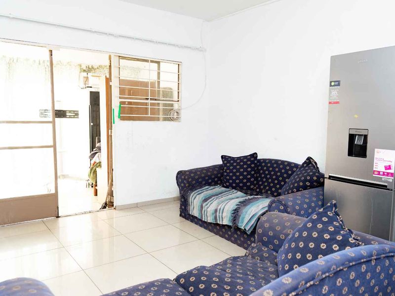 Ground floor Unit - Photo 10