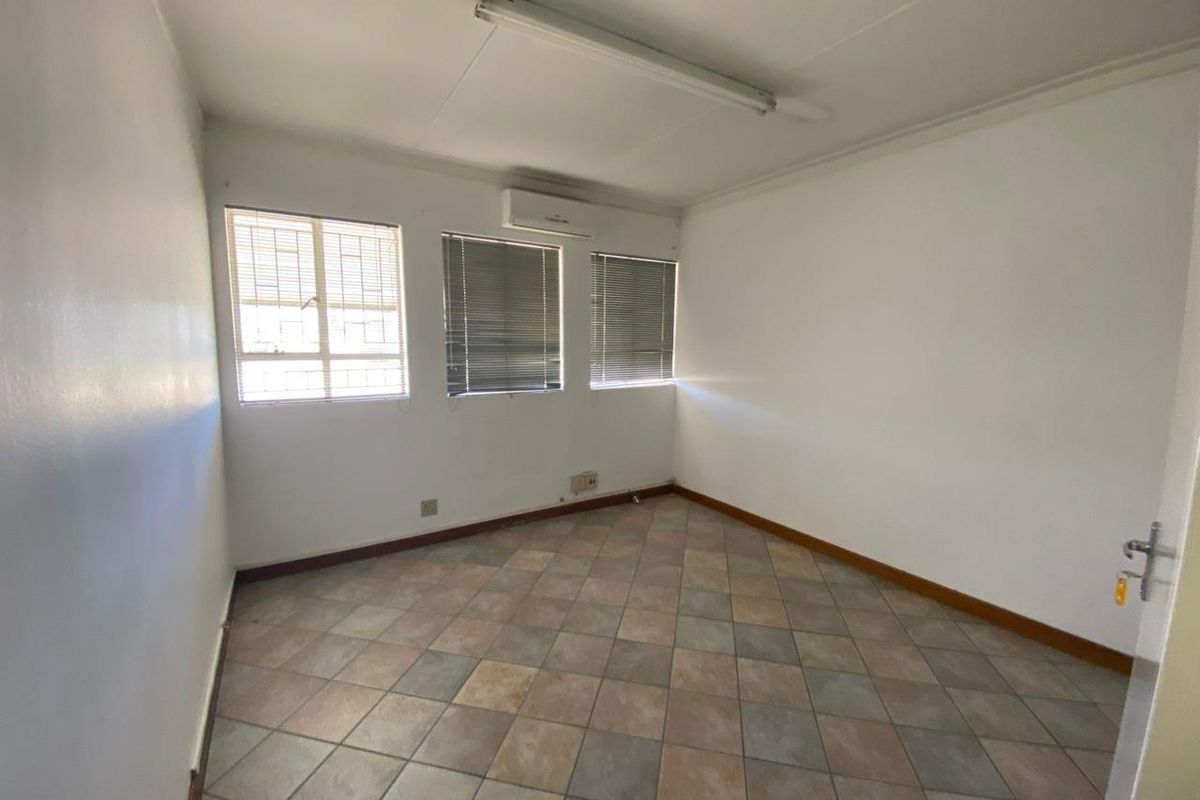 Warehouse for sale - Southern Industrial - Photo 5