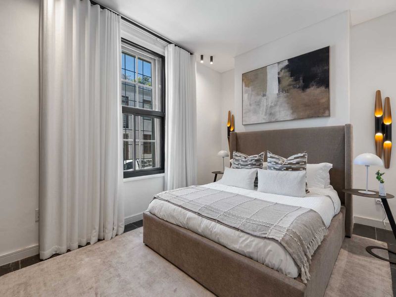 Newly Renovated 4-Bedroom Home in the Heart of Historic Bo-Kaap – All En-Suite with Private Courtyard - Photo 8