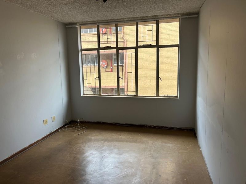 2 bedroom apartment in Pretoria west - Photo 7