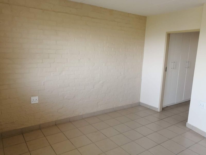2 Bedroom to rent in AOG - Photo 5