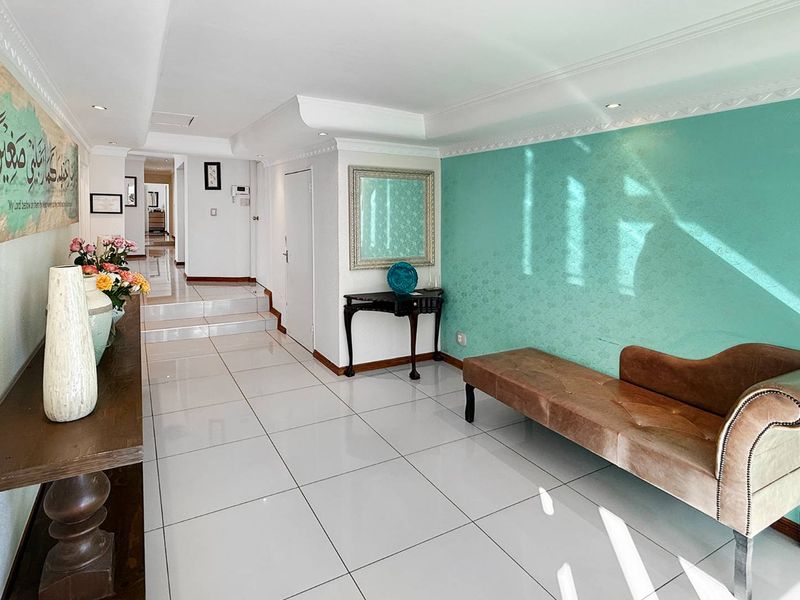 Beautiful Three Bedroom Family Home in Excellent Estate - Photo 5