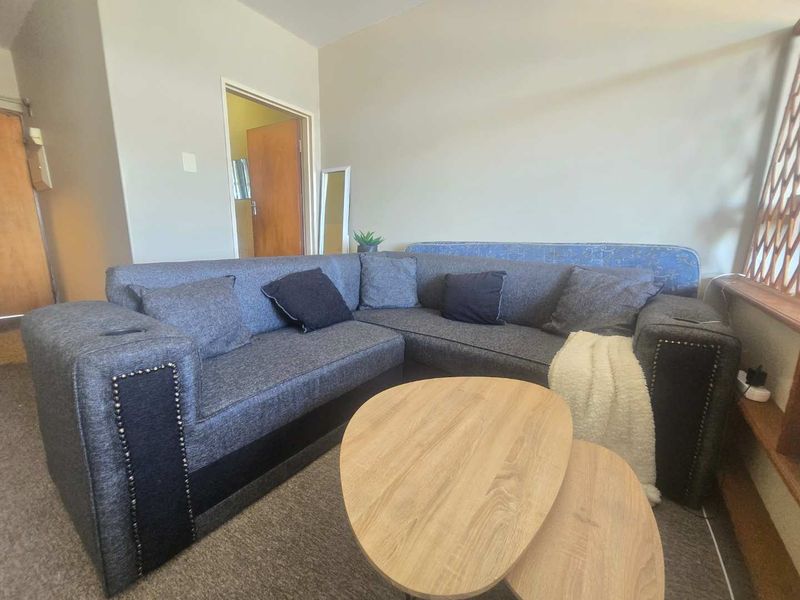 Lock-up-and-go convenience in the heart of Port Elizabeth - Photo 5