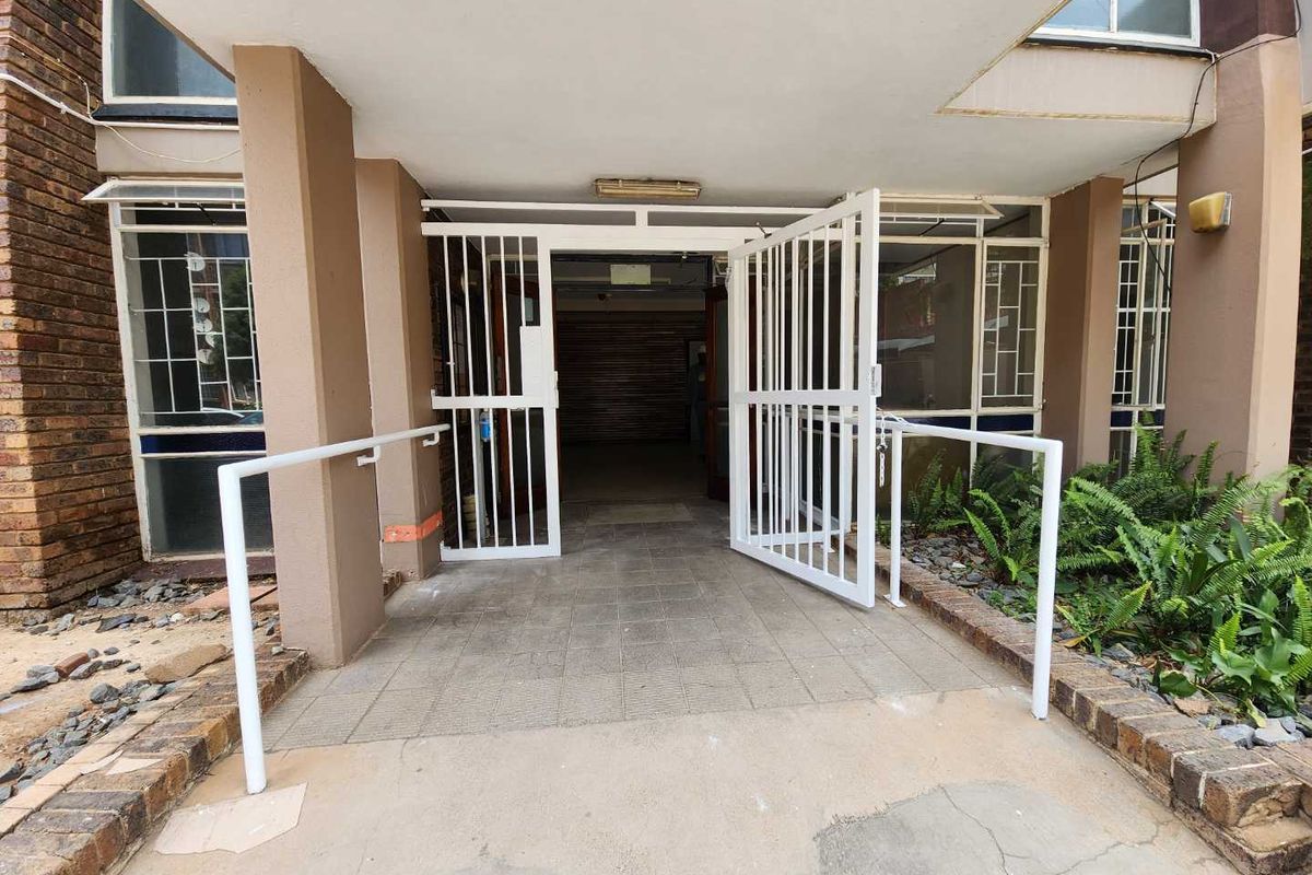 Double Room To Let |Karmel, Sunnyside for R2850P/M - Photo 3