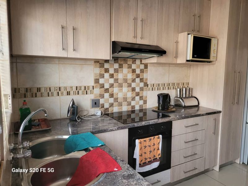 House for Sale-Okahandja - Photo 3