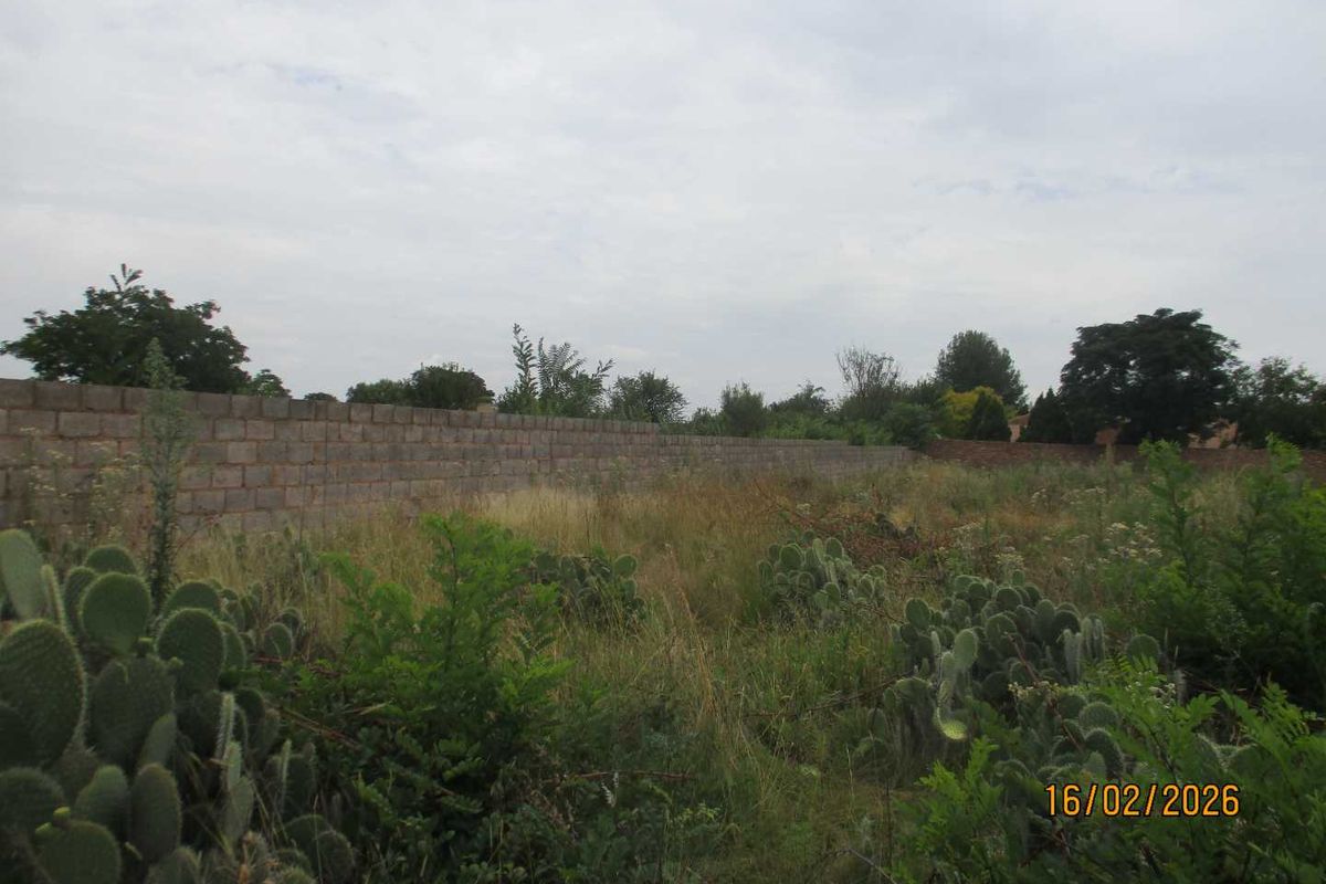 Enjoy the tranquility of Henley - Photo 2