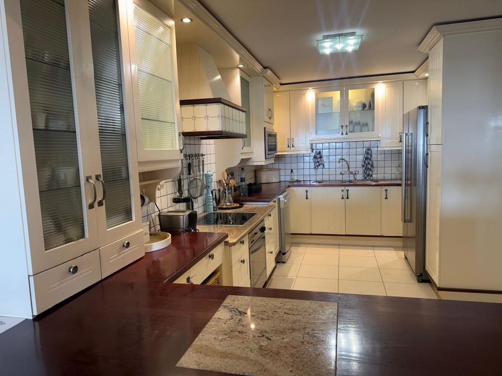 Kitchen area