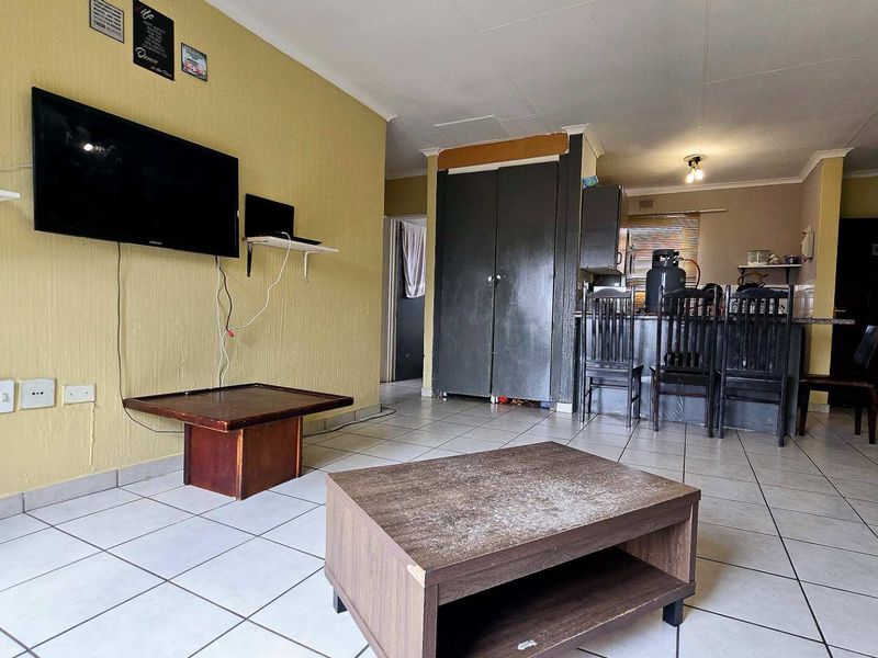 Property for Sale in La Montagne - Photo 3