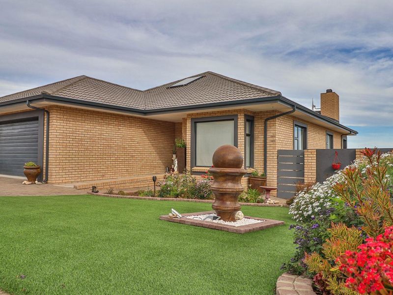 Live the lifestyle  -   Monte Christo's coastal elegance! - Photo 2