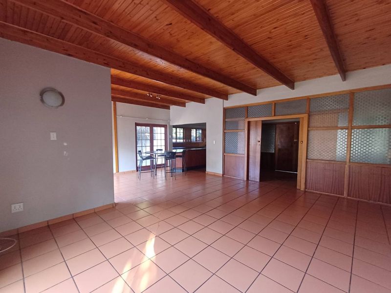 Spacious 4-Bedroom Home  in a Prime Location - Photo 8