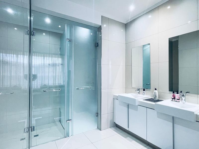 3 Bed Furnished Apartment for Rent in Morningside - Photo 8