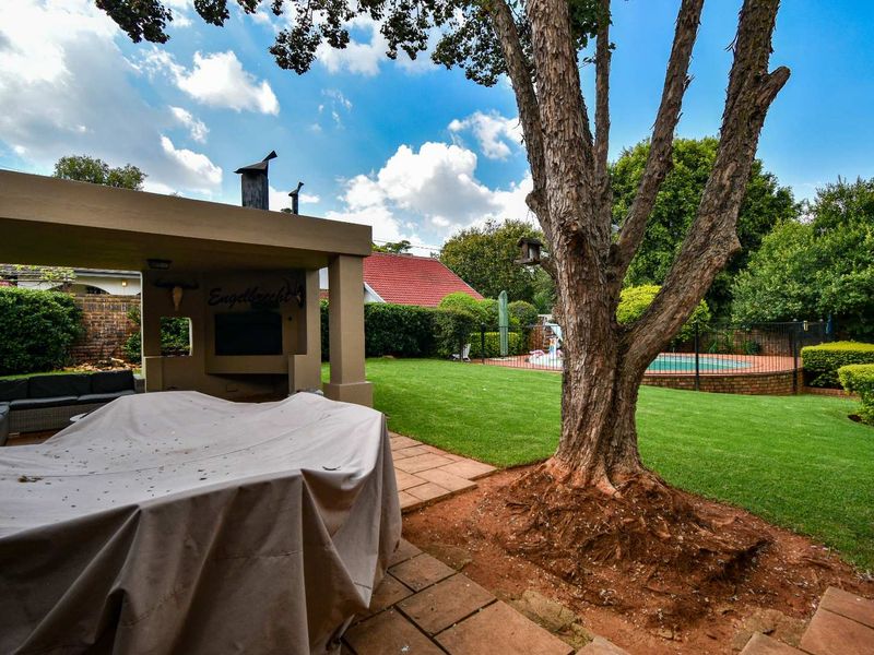 Designer home for the South African lifestyle! - Photo 10