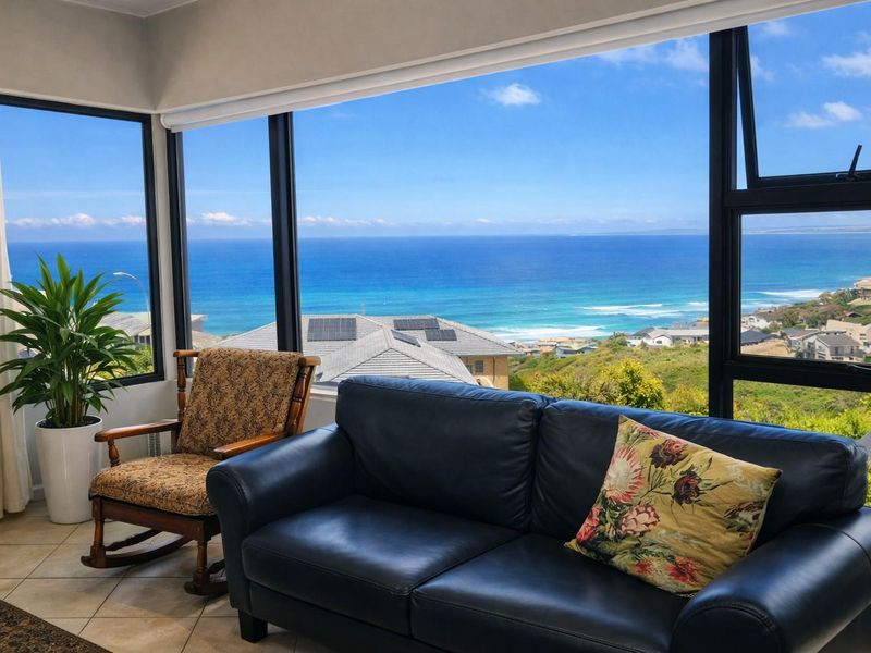 Three Storey House 4 Bedrooms with Uninterrupted Sea View in Dana bay - Photo 7