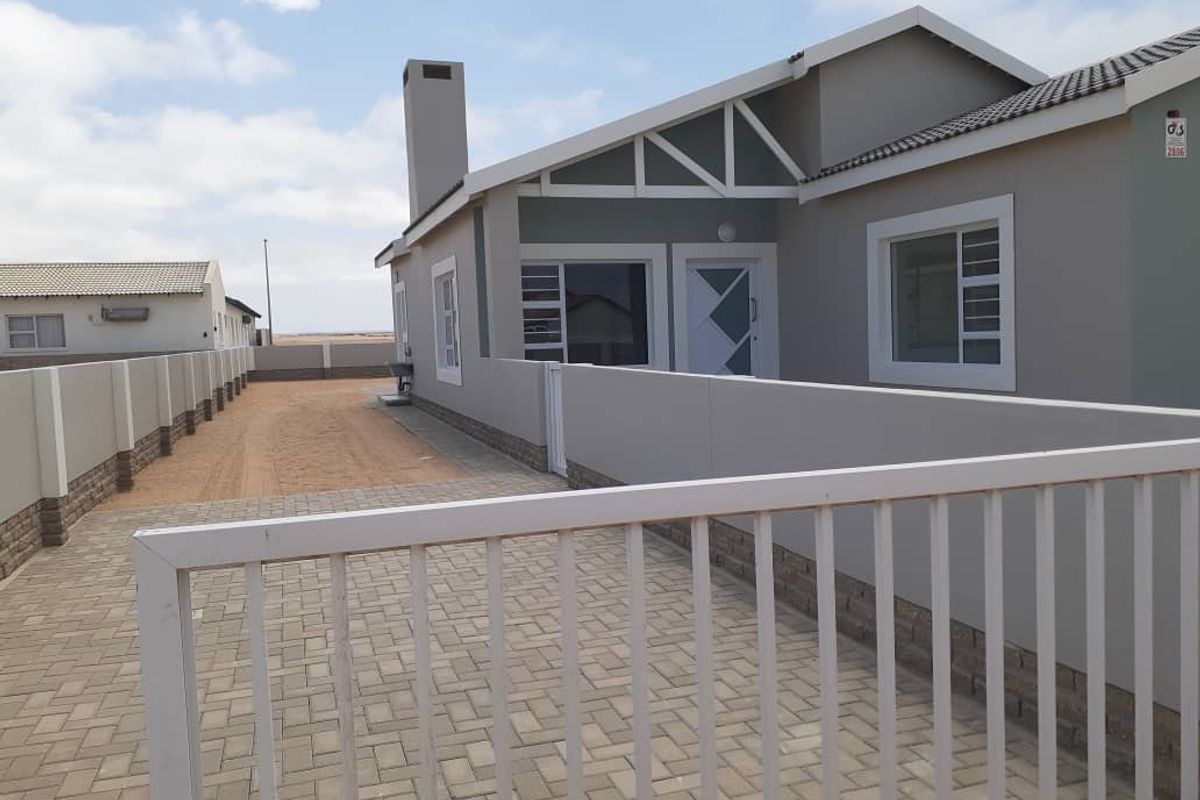 MODERN NEWLY BUILT HOME FOR SALE IN HENTIES BAY - Photo 4