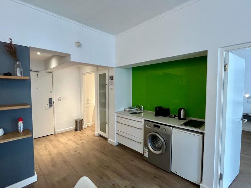 Charming 1-Bedroom Apartment in The Adderley - Photo 3