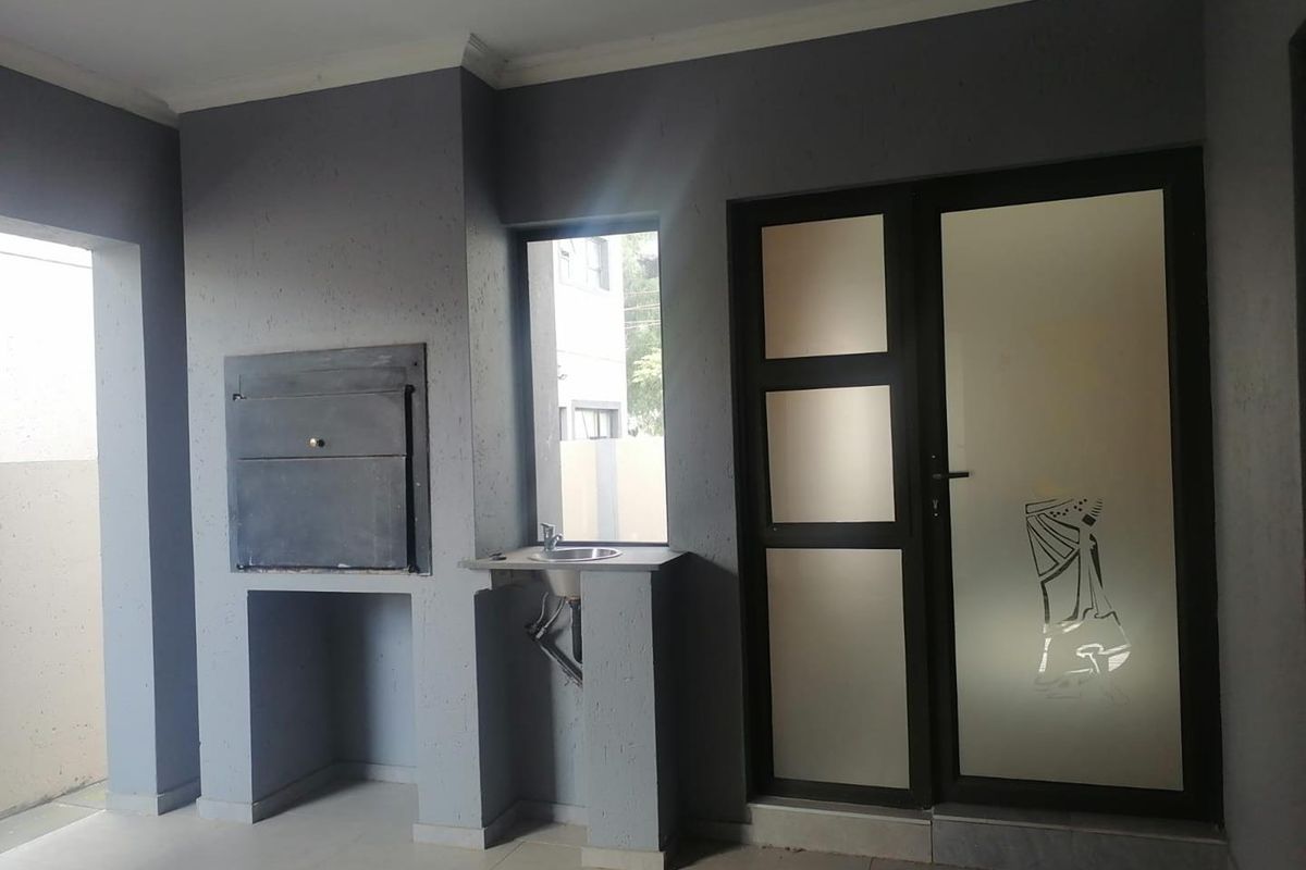 Welcome to your rental home! - Photo 4