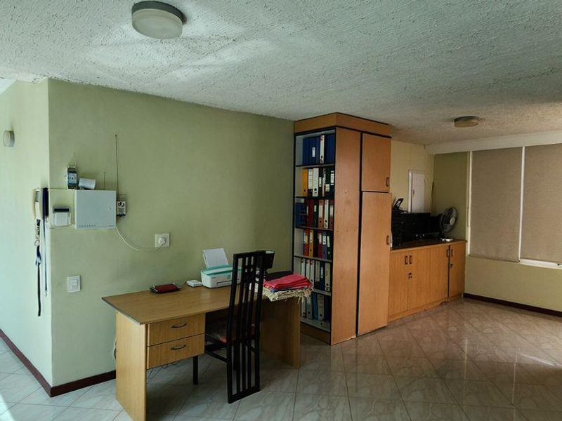 House for sale - Photo 5