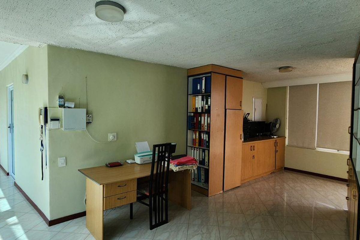 House for sale - Photo 5