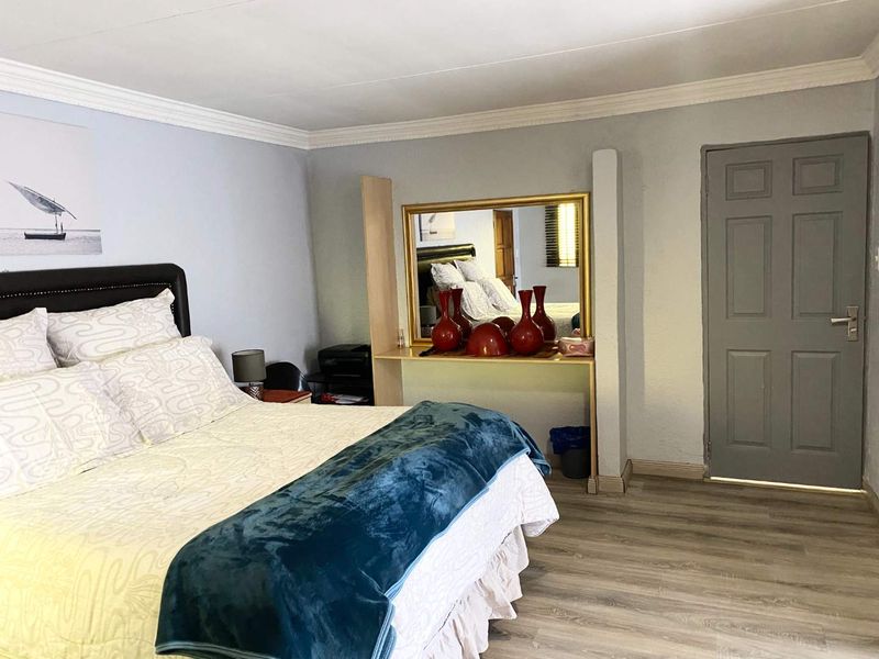 Modern Family Living On Spacious Stand In Daveyton - Photo 5