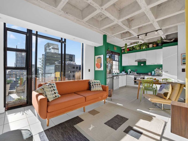 Your Perfect Urban Oasis in the Mother City - Photo 4