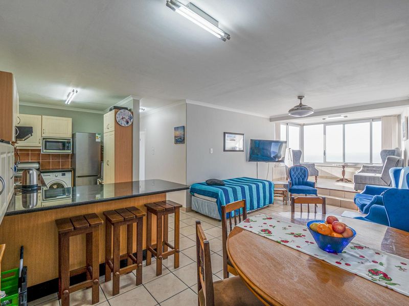 Whale watching and the sound of the ocean - Photo 2