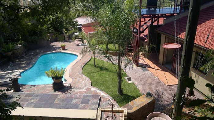 Property #2485308, House For Sale in Eros Park