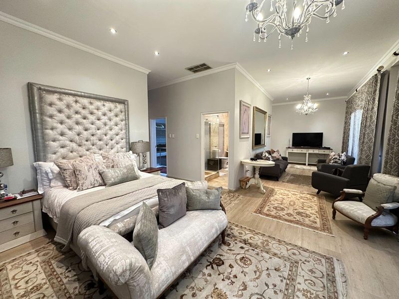 4 Bedroom House For Sale in Klein Windhoek - Photo 10