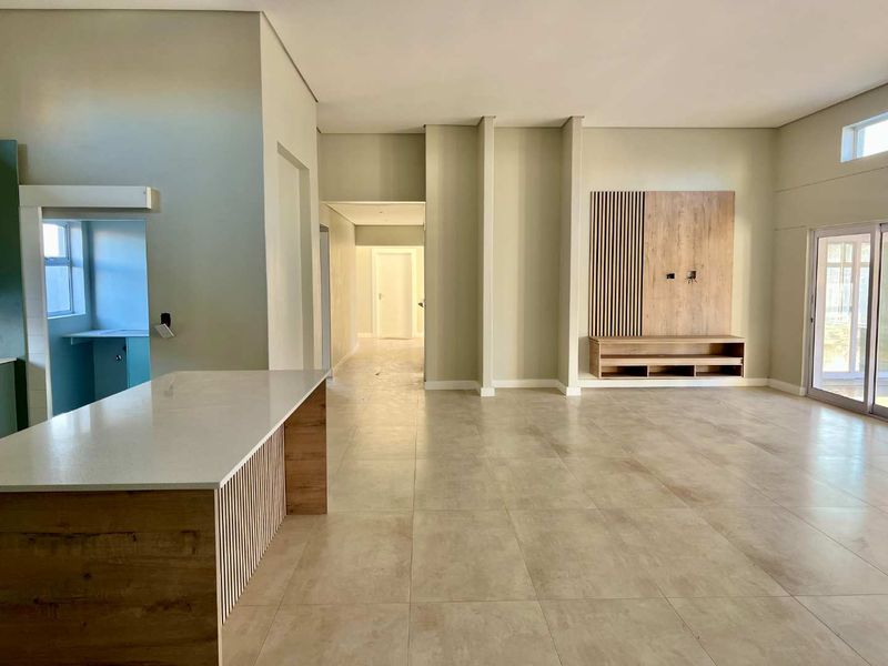 Lagoon Views. Effortless Living. Endless Possibilities. - Photo 9