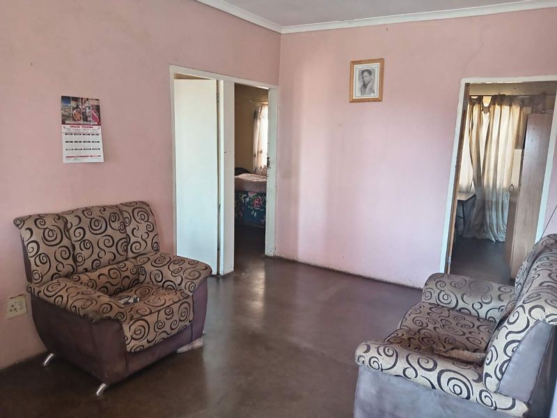 A specious house for sale - Photo 7