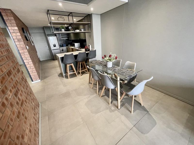 Hendra - Luxury Fully Furnished 2-Bedroom Apartment To Let | La Lucia - Photo 4