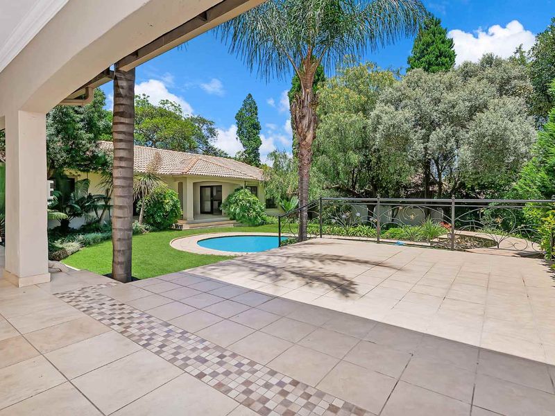 4 BEDROOM FAMILY HOME WITH 2 BEDROOM COTTAGE FOR RENT IN FOURWAYS GARDENS - Photo 2