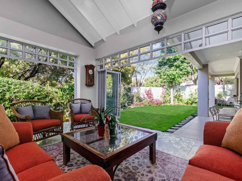 LOOKING FOR YOUR METICULOUSLY CARED FOR DREAM HOME TO ACCOMMODATE YOUR FAMILY? - Photo 2