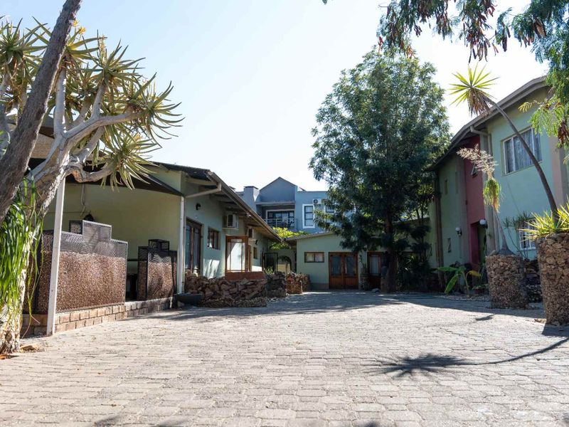Windhoek Central - 17 bedroom Hotel Fore Sale - Photo 1