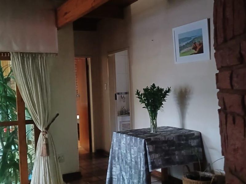 "Spacious Family Haven in Prime Location Awaits!" - Photo 6