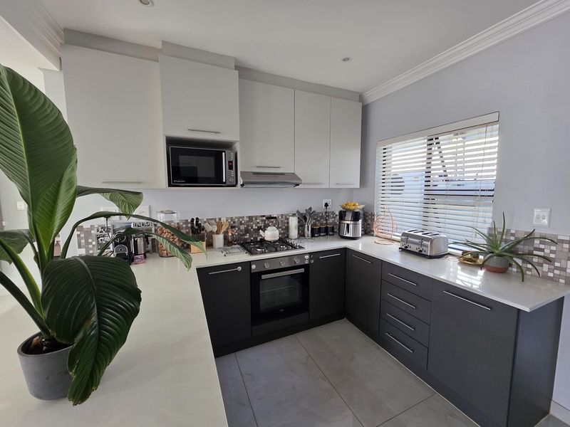 Secure Country Estate Living – Modern 3-Bedroom Homes from R2 067 720 - Photo 7