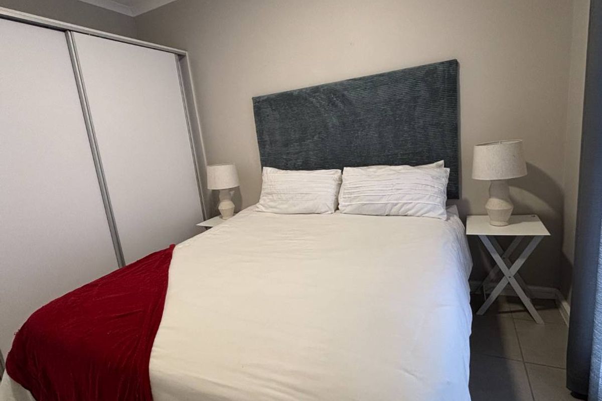 Furnished Modern Apartment for Rent at The Woods Estate - Photo 5