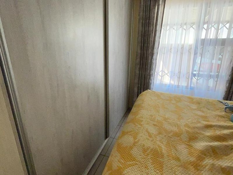 Lovely Home For Sale - Photo 9