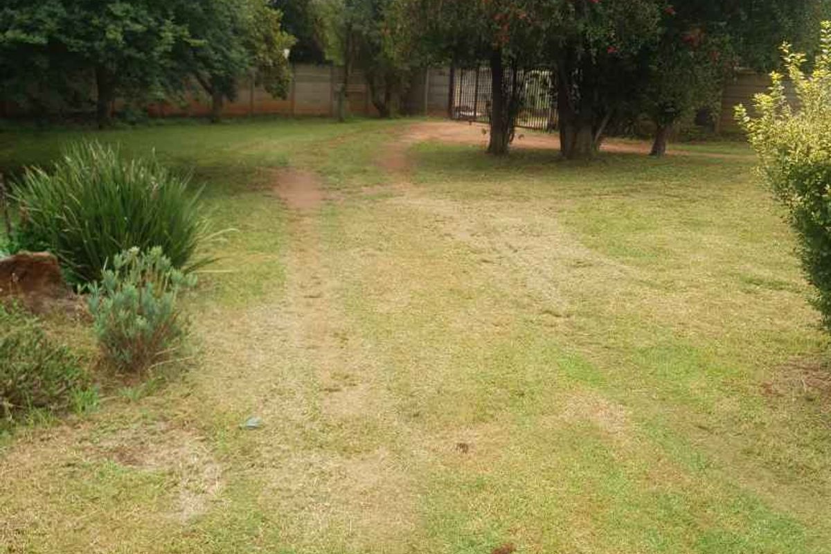 Small Holding in Bredell AH - Photo 3