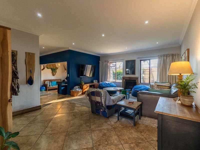 Spacious Family Living with Exceptional Indoor-Outdoor Flow in The Wilds Estate - Photo 2