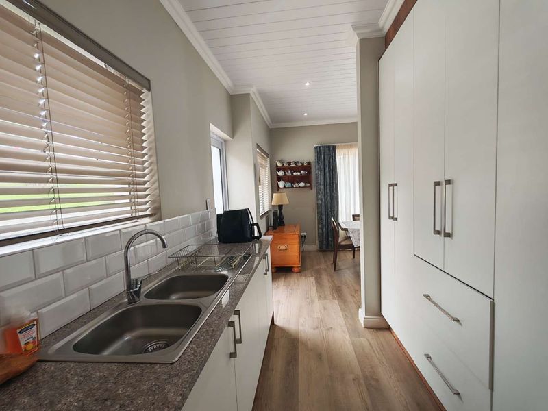 Stunning 5 Bedroom House for Sale in Monte Christo - Photo 9