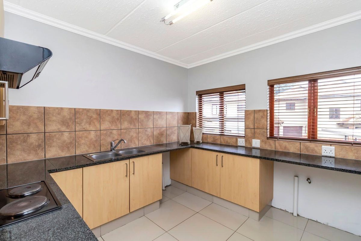 Lifestyle Living in Carlswald North Estate - Photo 4
