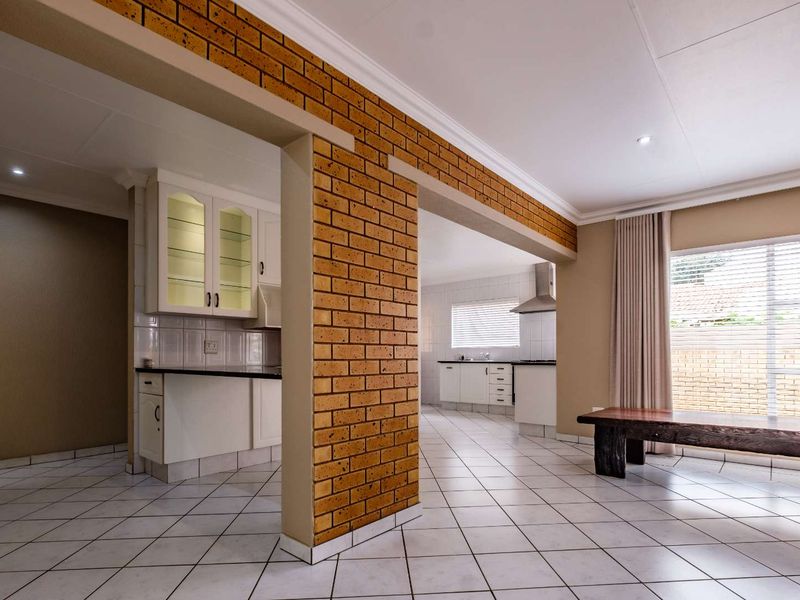 "Energy-Efficient Haven in Sunward park: Ideal for Investment or Downsizing!" - Photo 10