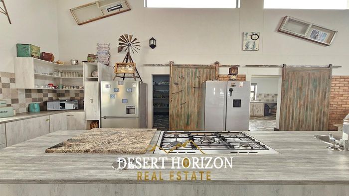 Property #2331980, House For Sale in Mile 4