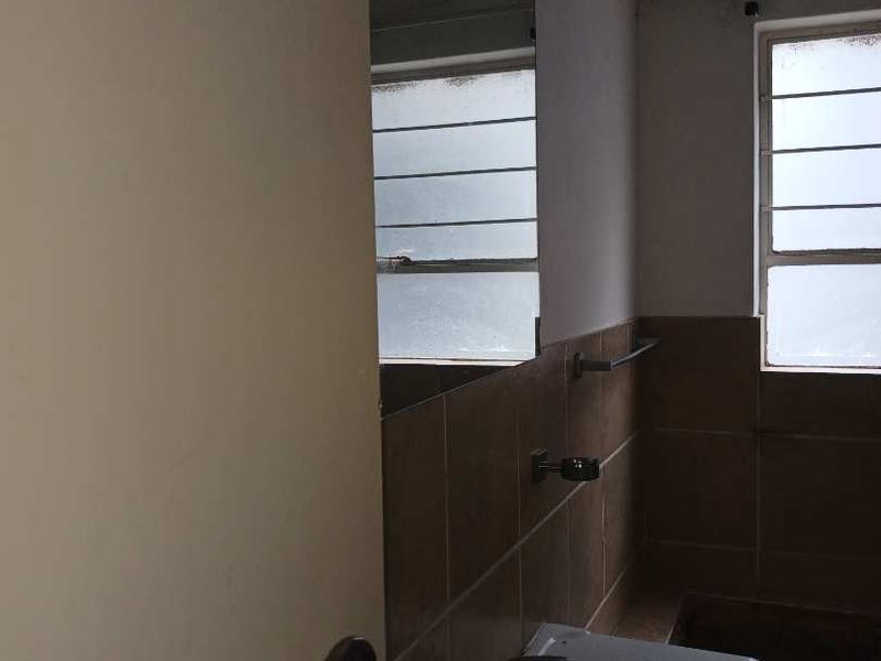 Beautiful 2 bedroom apartment - Photo 8