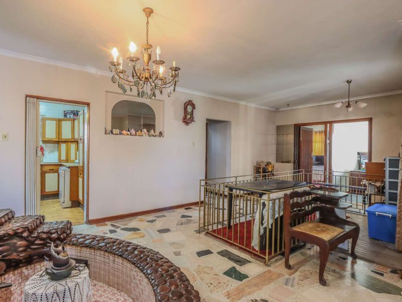 Home With Endless Potential. - Photo 7