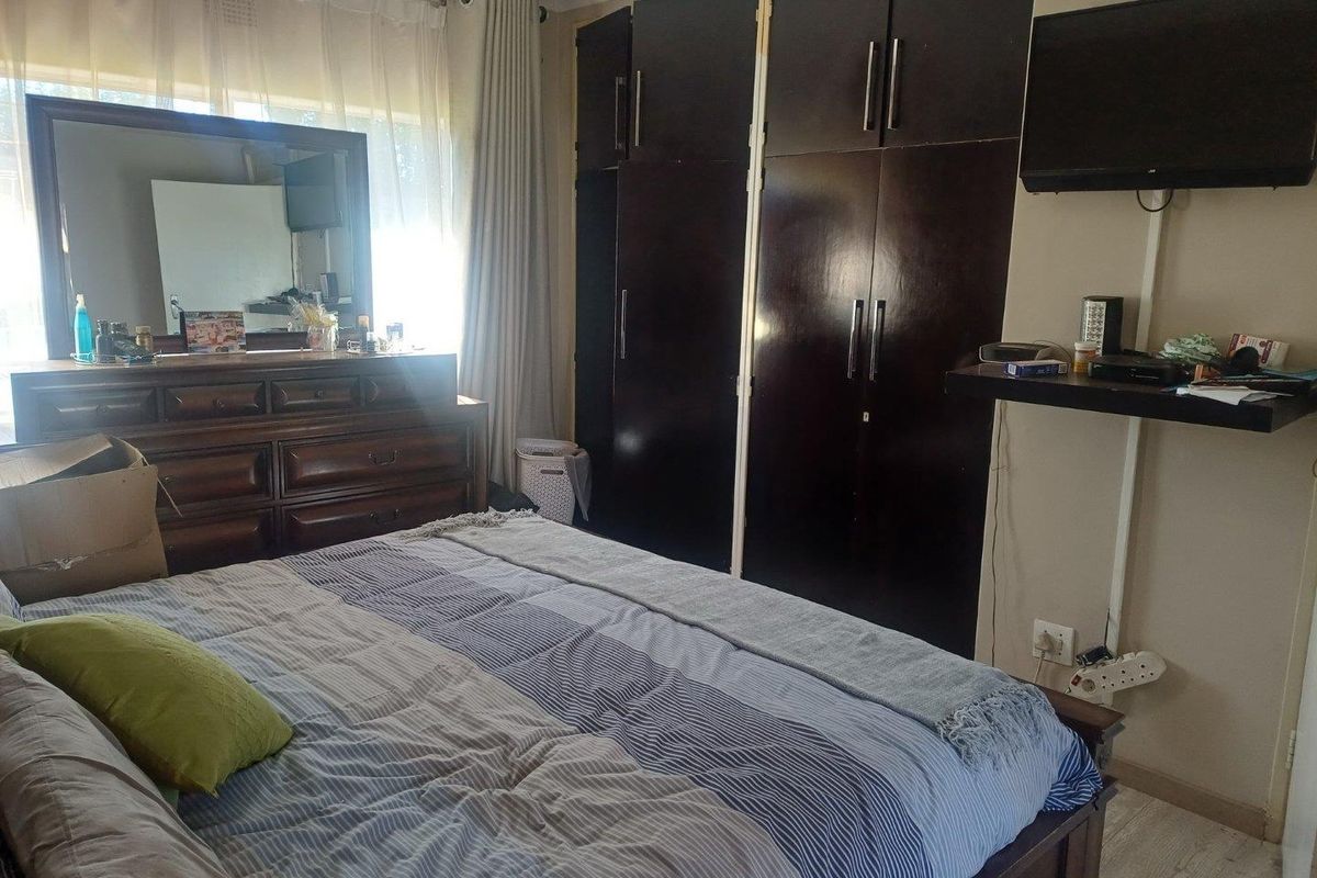 Spacious Family Home with Modern Comforts in Upper Birch Acres - Photo 3