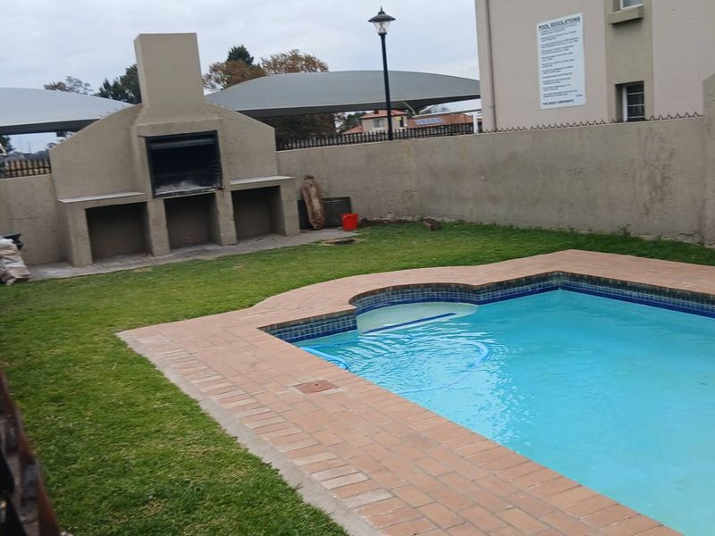 2 bedroom for sale - Photo 8