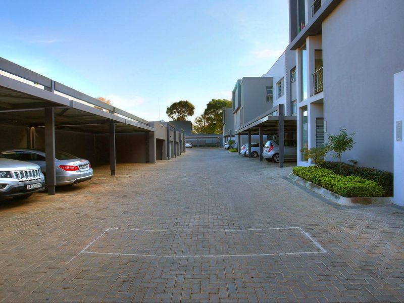 FURNISHED 3 BEDROOMS - Photo 2