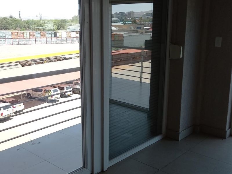 A Grade office space To Let - Southern Industrial - Photo 9