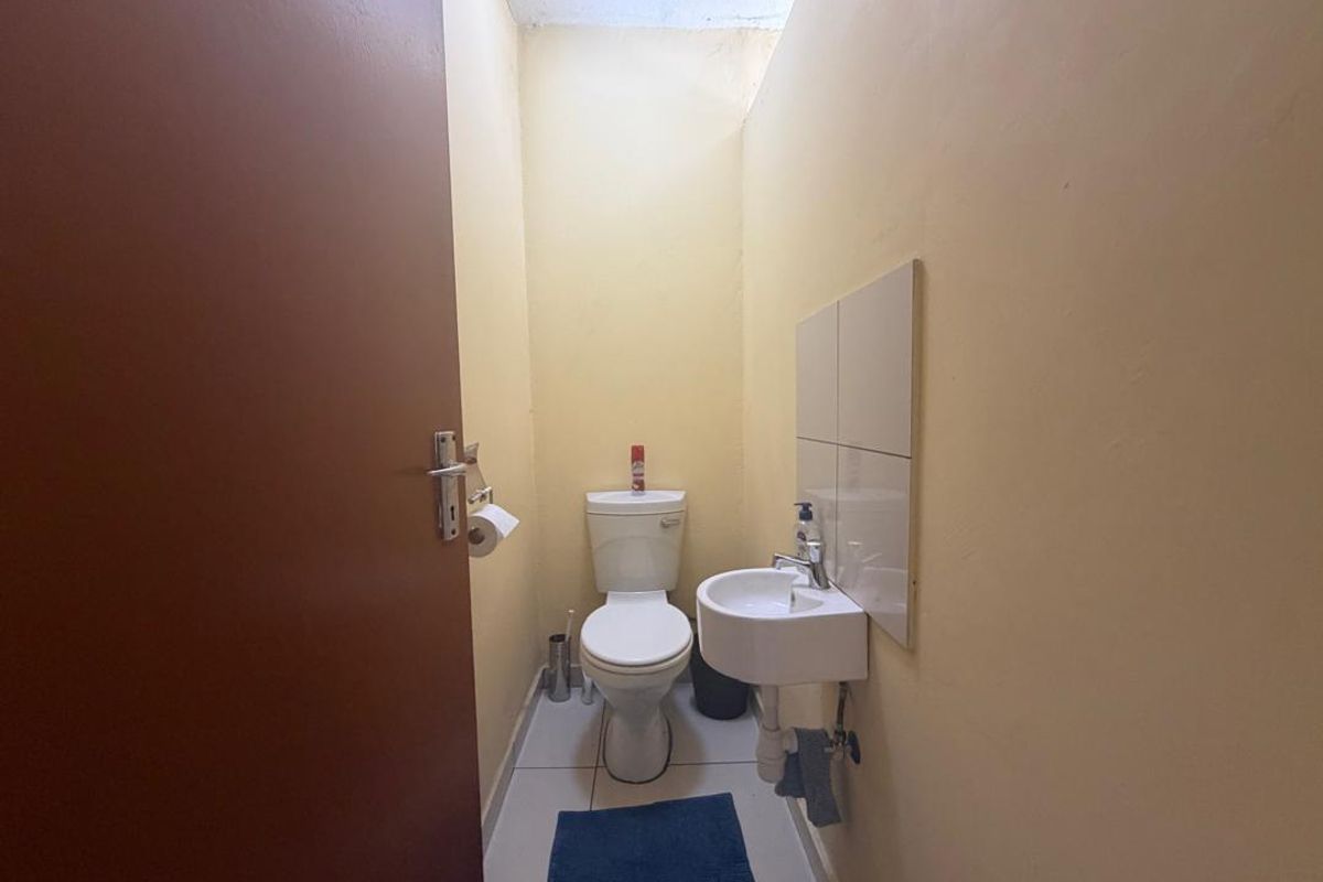 Warehouse Units for Sale – 153m2 Total - Photo 5